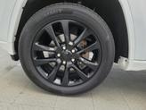 Thumbnail of 2018 Bright White Clearcoat Jeep Grand Cherokee