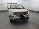 Thumbnail of 2017 White Gold Metallic Ford Explorer