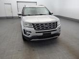 Thumbnail of 2016 White Platinum Metallic Tri-Coat Ford Explorer