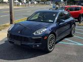 Thumbnail of 2018 Night Blue Metallic Porsche Macan