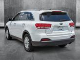Thumbnail of 2017 Snow White Pearl Kia Sorento