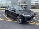 Thumbnail of 2025 Agate Black Metallic Ford Escape