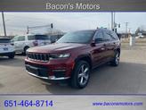 Photo of 2022 Diamond Black Crystal Pearlcoat Jeep Grand Cherokee L