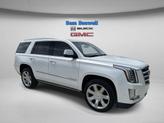 Thumbnail of 2019 Crystal White Tricoat Cadillac Escalade