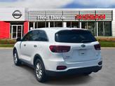 Thumbnail of 2019 Snow White Pearl Kia Sorento
