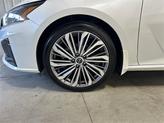 Thumbnail of 2023 Pearl White Tricoat Nissan Altima