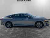 Thumbnail of 2023 Everlasting Silver Kia K5