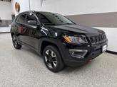 Thumbnail of 2017 Diamond Black Crystal Pearlcoat Jeep New Compass