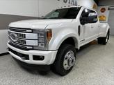 Thumbnail of 2018 White Platinum Metallic Tri-Coat Ford F-450