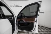 Thumbnail of 2025 Mineral White Metallic BMW X7