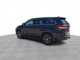 Thumbnail of 2019 Midnight Black Toyota Highlander