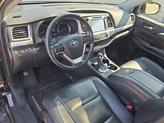 Thumbnail of 2019 Midnight Black Toyota Highlander