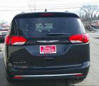 Thumbnail of 2018 Black Chrysler Pacifica