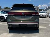 Thumbnail of 2025 Avocado Green P Volkswagen Atlas