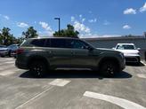 Thumbnail of 2025 Avocado Green P Volkswagen Atlas