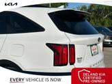 Thumbnail of 2021 Glacial White Pearl Kia Sorento