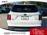 Thumbnail of 2021 Glacial White Pearl Kia Sorento