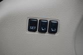 Thumbnail of 2019 Pearl White Tricoat Nissan Rogue