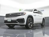 Thumbnail of 2021 Pure White Volkswagen Atlas