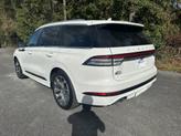 Thumbnail of 2021 Ceramic Pearl Lincoln Aviator