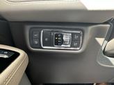 Thumbnail of 2021 Ceramic Pearl Lincoln Aviator