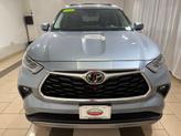 Thumbnail of 2023 Moon Dust Toyota Highlander