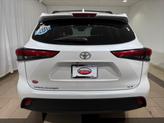 Thumbnail of 2023 Pearl Toyota Highlander