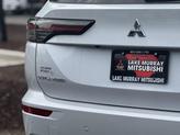 Thumbnail of 2025 Diamond White Mitsubishi Outlander