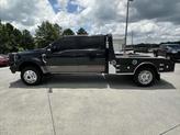 Thumbnail of 2022 Agate Black Metallic Bla Ford F-450