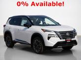 Photo of 2025 Everest White Pearl/Super Black Nissan Rogue