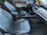 Thumbnail of 2023 Granite Crystal Clearcoat Metallic Jeep Compass