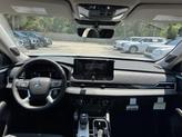 Thumbnail of 2025 Diamond White Mitsubishi Outlander