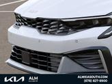 Thumbnail of 2025 Snow White Pearl Kia K5
