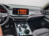 Thumbnail of 2025 Pure White Volkswagen Atlas