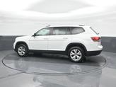 Thumbnail of 2019 Pure White Volkswagen Atlas