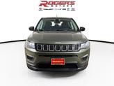 Thumbnail of 2018 Olive Green Pearlcoat Jeep Compass