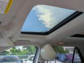 Thumbnail of 2017 White Platinum Metallic Tri-Coat Ford Explorer