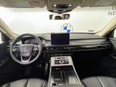 Thumbnail of 2023 Pristine White Metallic Tri-Coat Lincoln Aviator