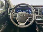 Thumbnail of 2018 Ooh La La Rouge Mica Toyota Highlander