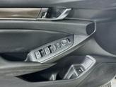 Thumbnail of 2019 Platinum White Pearl Honda Accord