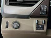 Thumbnail of 2017 Iridescent Pearl Tricoat Chevrolet Tahoe