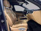 Thumbnail of 2017 Blue Porsche Macan