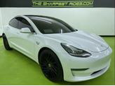 Thumbnail of 2019 White Tesla Model 3