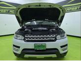 Thumbnail of 2017 White Land Rover Range Rover Sport