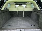 Thumbnail of 2017 White Land Rover Range Rover Sport