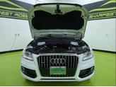 Thumbnail of 2016 White Audi Q5