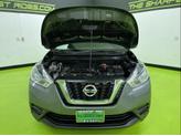 Thumbnail of 2020 Gray Nissan Kicks
