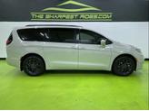 Thumbnail of 2021 White Chrysler Pacifica