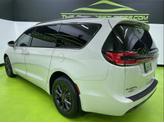 Thumbnail of 2021 White Chrysler Pacifica