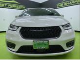 Thumbnail of 2021 White Chrysler Pacifica